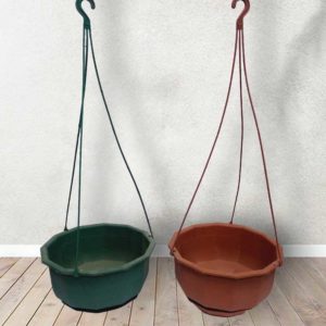 plastic hanging pots (with plastic hangers) (2) edited